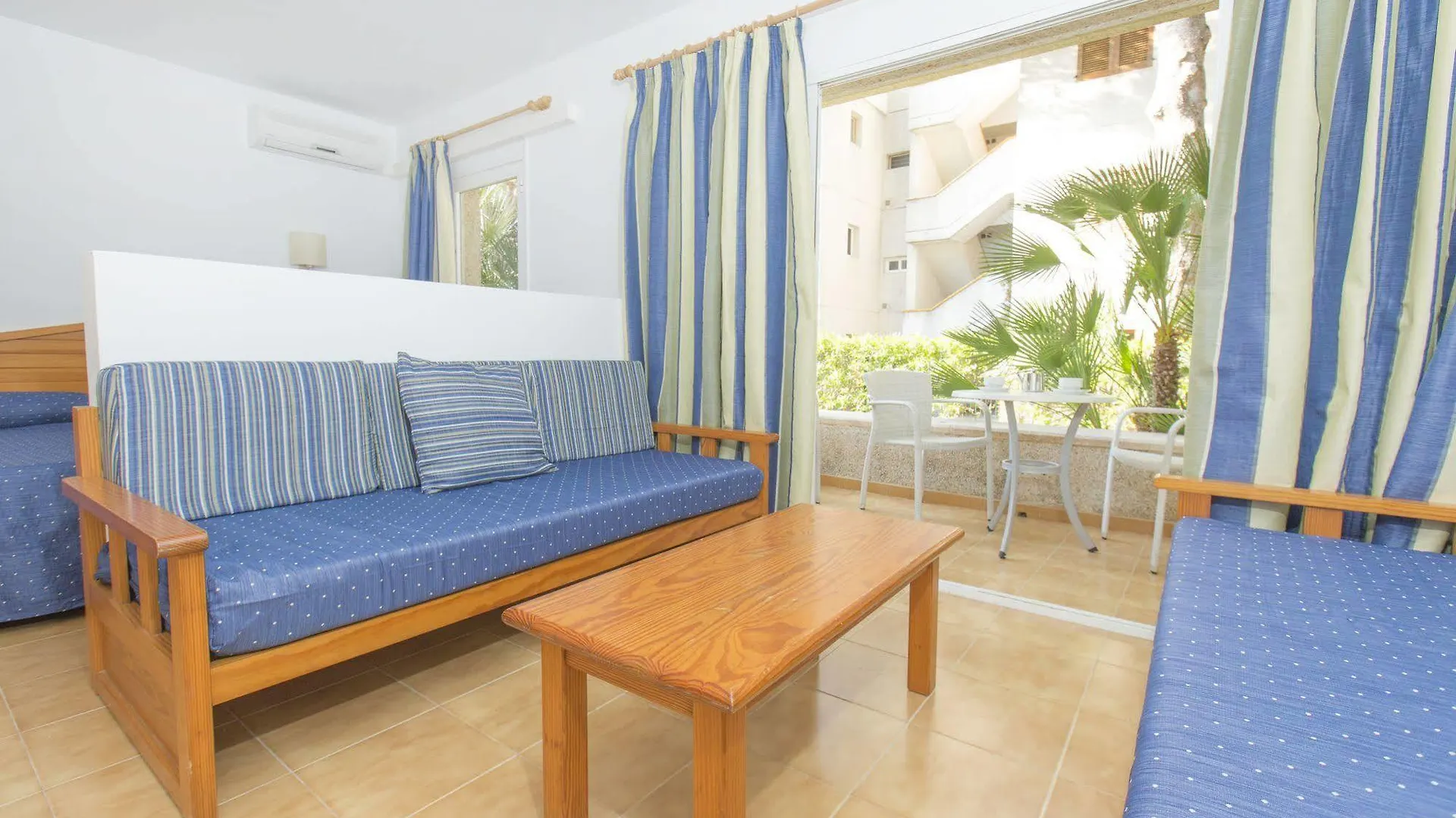 Apartamentos Massol Port de Pollença Spanien
